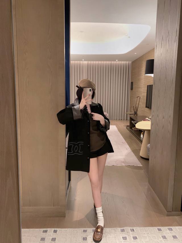 Chanel Chanel* Chanel vintage embroidery patchwork custom leather trench coat si