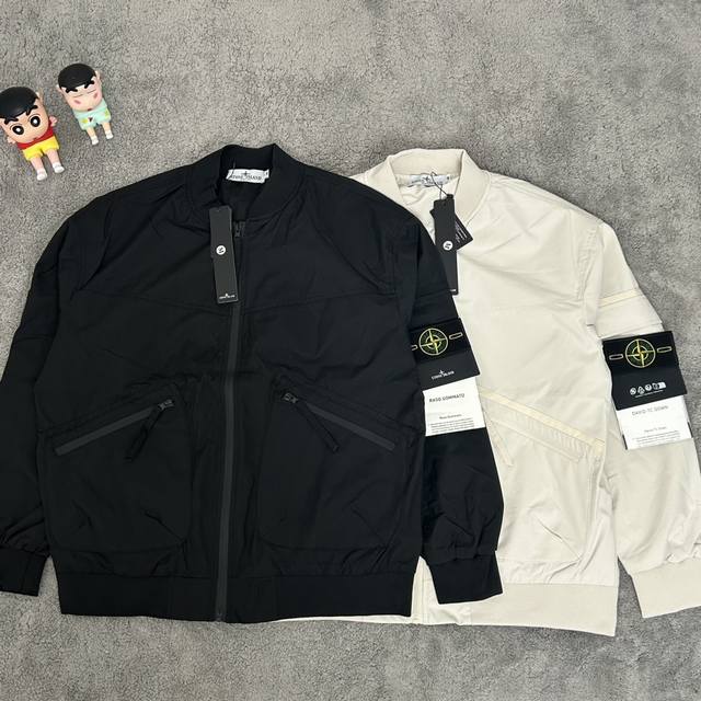 New arrival! The Stone Island 25Ss flight jacket, available for both men and wo