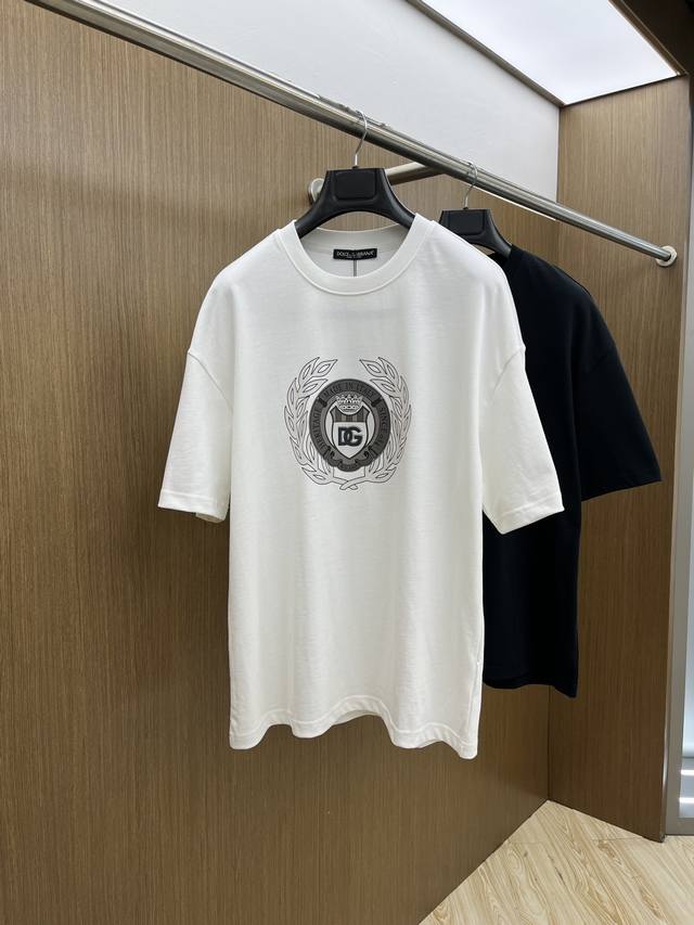 Dg Ss New Summer Collection: The latest collection of logo short-sleeved T-shirt