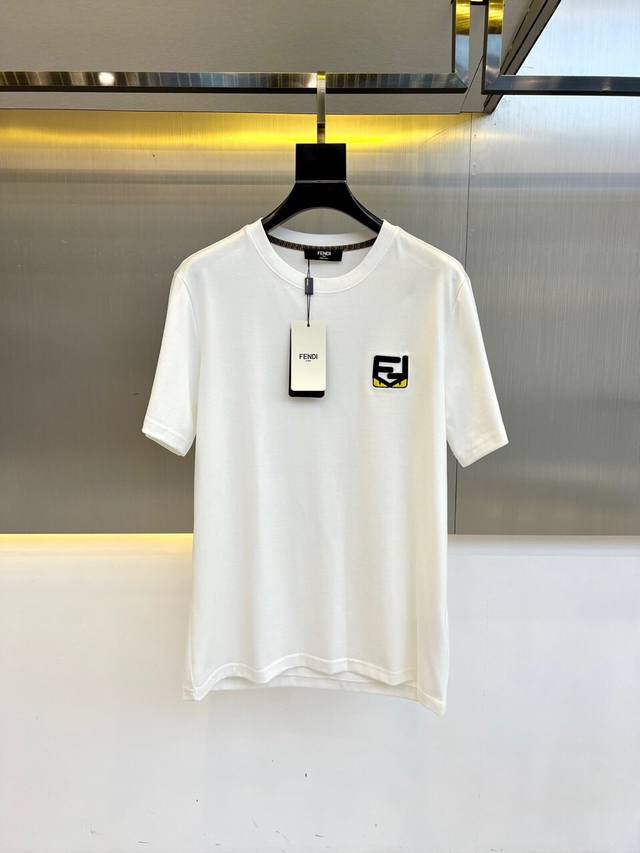 Fend, 2025 Spring/Summer Men's New Logo Crewneck Short-Sleeved T-shirt. Imported