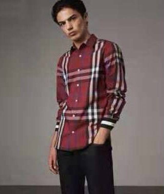 S, M, L. Xl, Xxlb. This comfortable long-sleeved stretch cotton check shirt feat
