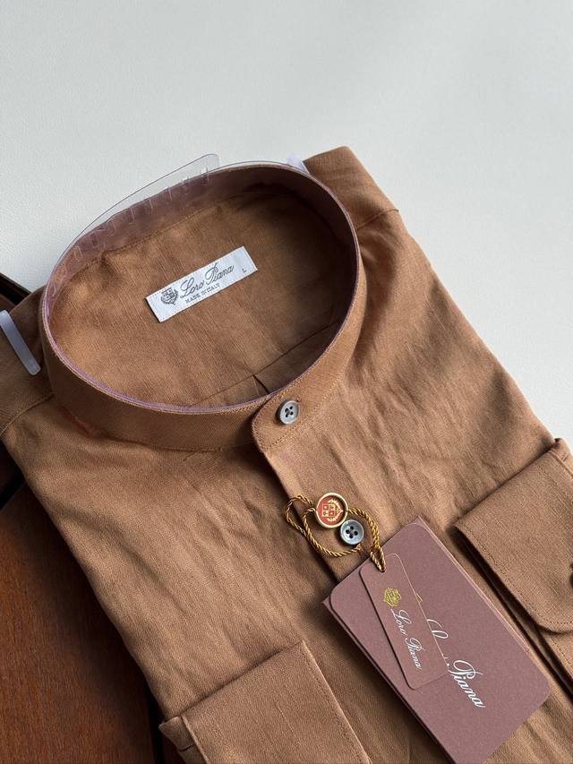 This linen shirt, featuring an epic close-up shot of dark brown, is an exclusiv