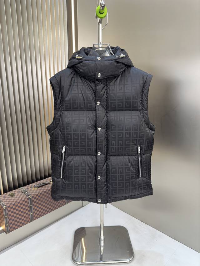 , a popular item with detachable design. Exclusive and popular 2025 autumn/winte