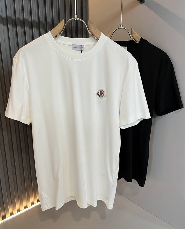 Moncler's latest 2025 Spring/Summer unisex short-sleeved T-shirt, trade-ordered,