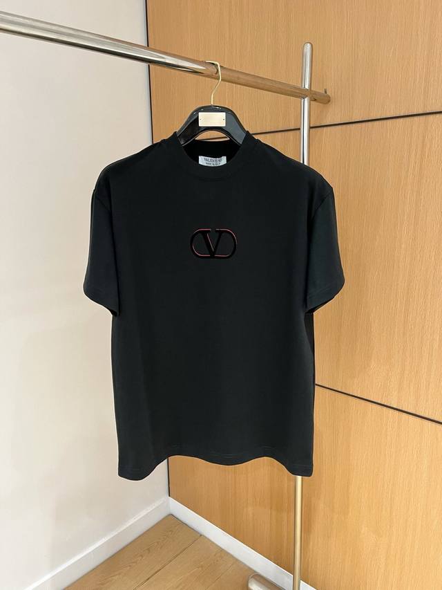 Valentino 2025 new original men's casual short-sleeved T-shirt! High-end custom