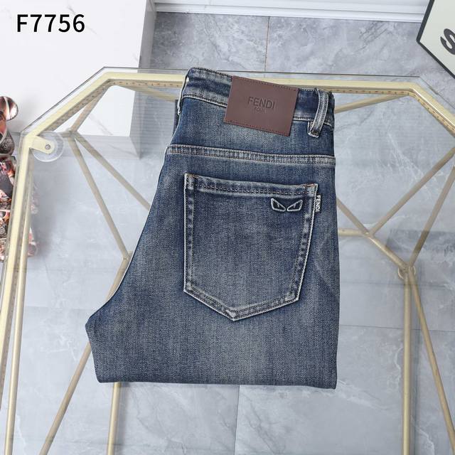New autumn and winter jeans Model number: F7756 Size: 29 to 42 Business version