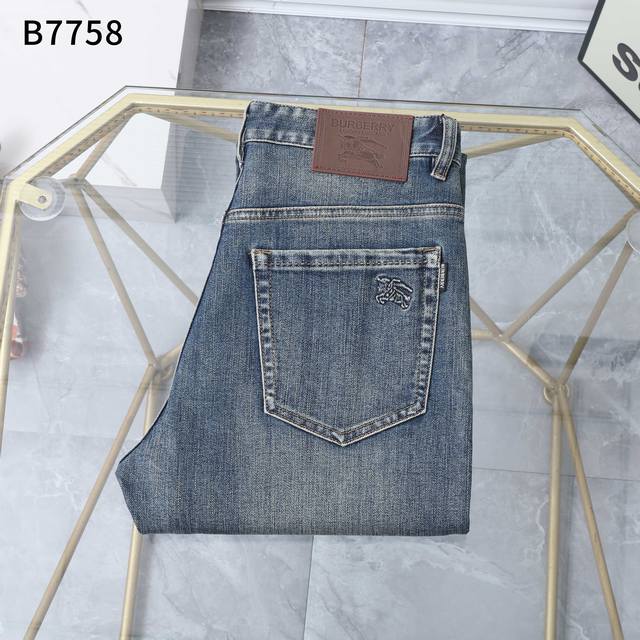 New autumn and winter jeans Model number: B7758 Size: 29 to 42 Business version