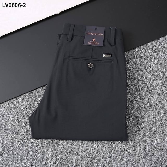 25 New spring and summer casual pants Style number: Lv6606-2 Size: 29 to 42 Easy