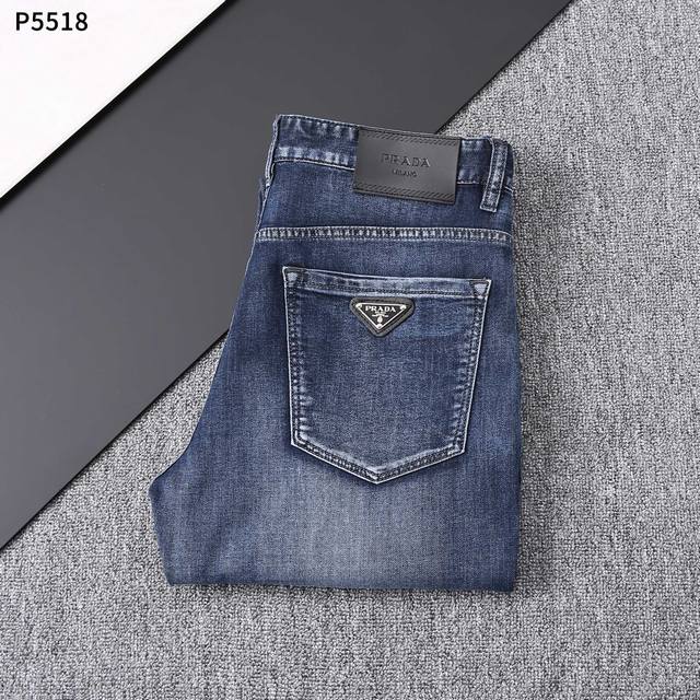 25 New spring and summer jeans Style number: p7150 Size: 29 to 42 Easy to wear a