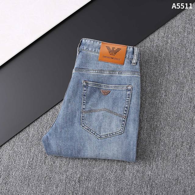 25 New spring and summer casual pants Style number: A5511 Size: 29 to 42 Easy to
