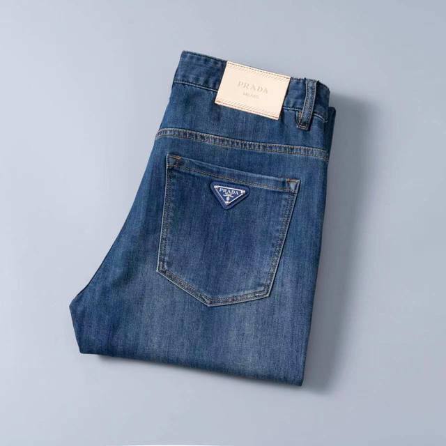 Spring and Summer Style No.: 8867 Prada Size: 29-42