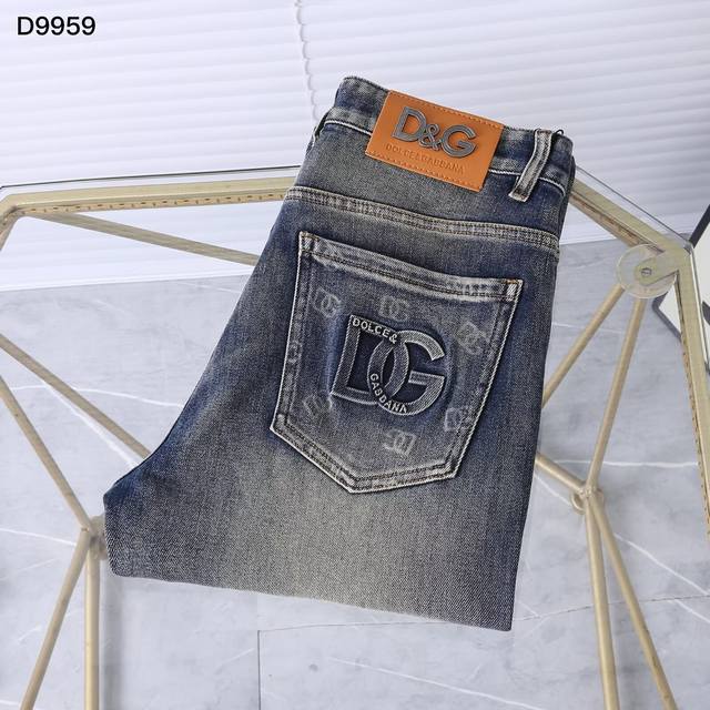 New autumn and winter slightly slim jeans Style number: D9959 Dg Size: 29 to 40