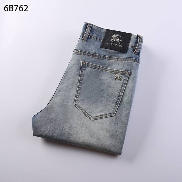 Brand: Burberry Spring/Summer Straight Jeans Style: B762 Sizes: 29 to 42