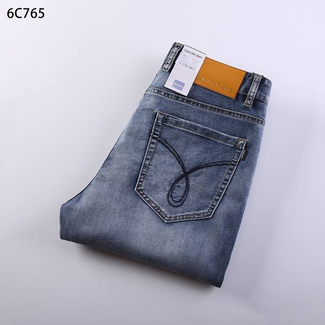 Brand: CK Spring/Summer Straight Jeans Style: C765 Sizes: 29 to 42