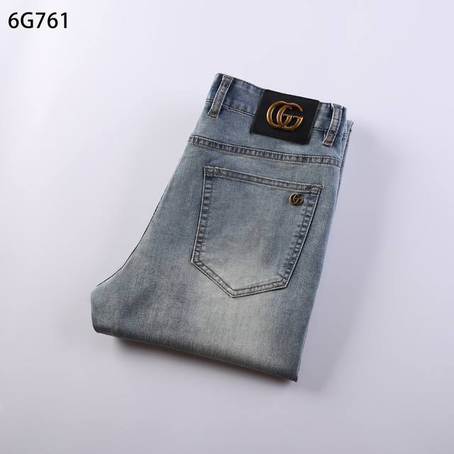 Brand: Gucci Spring/Summer Straight Jeans Style: G761 Sizes: 29 to 42