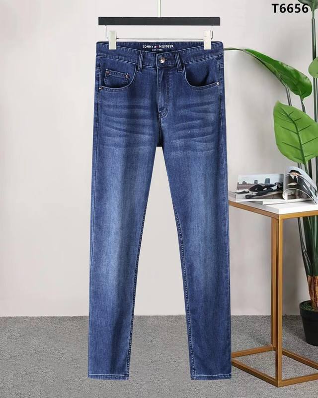 New Spring and Summer Jeans Style: T6656 Size: 29 to 42 Spring and summer jeans