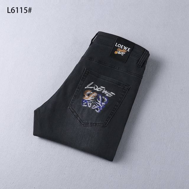 Style number: L6115 Spring and summer small straight jeans Size: 29-42