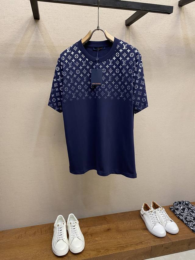 Replica 1V Louis Home 2025Fw Monogram Gradient Print Cotton Short-Sleeve T-Shirt