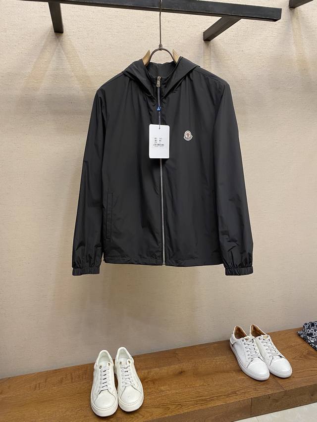 Moncler, 2025 new men's casual custom jacket. Put on a simple and capable casual
