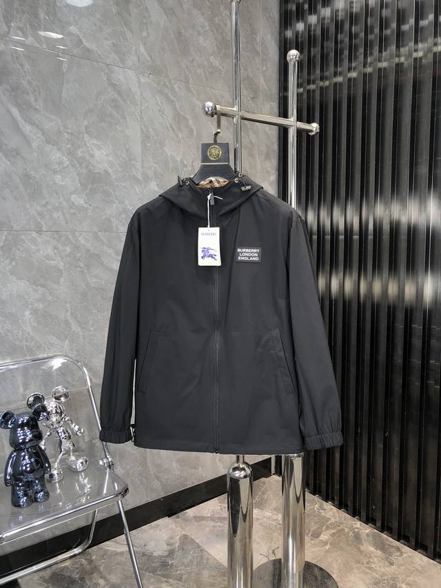 Burberry reversible jacket, simple autumn style. High-end jacket, custom-made t