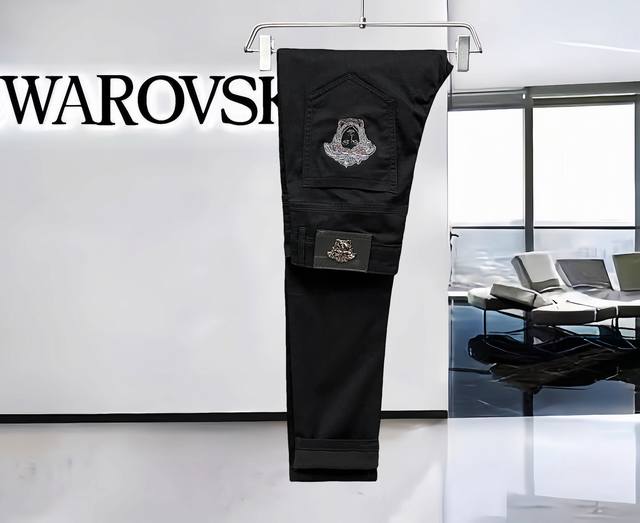 Featured. Long-term stock. High-quality Versace 2025 Spring/Summer official web