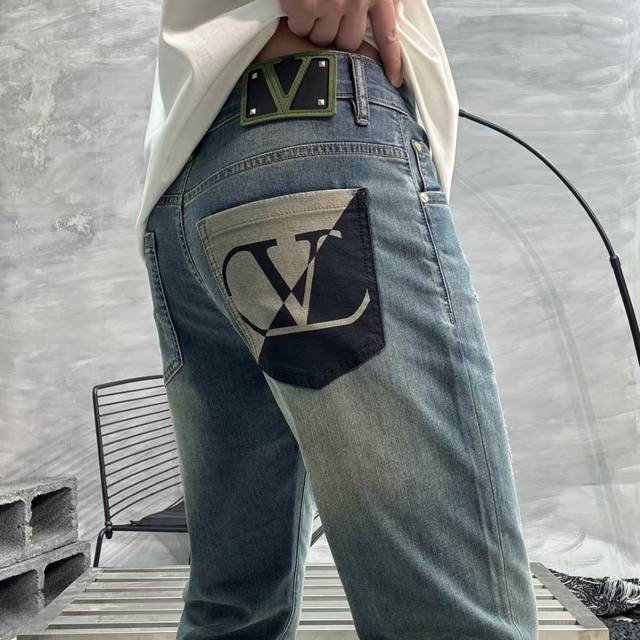 Top-tier version. 2025 Spring/Summer European counter new models, super A-level