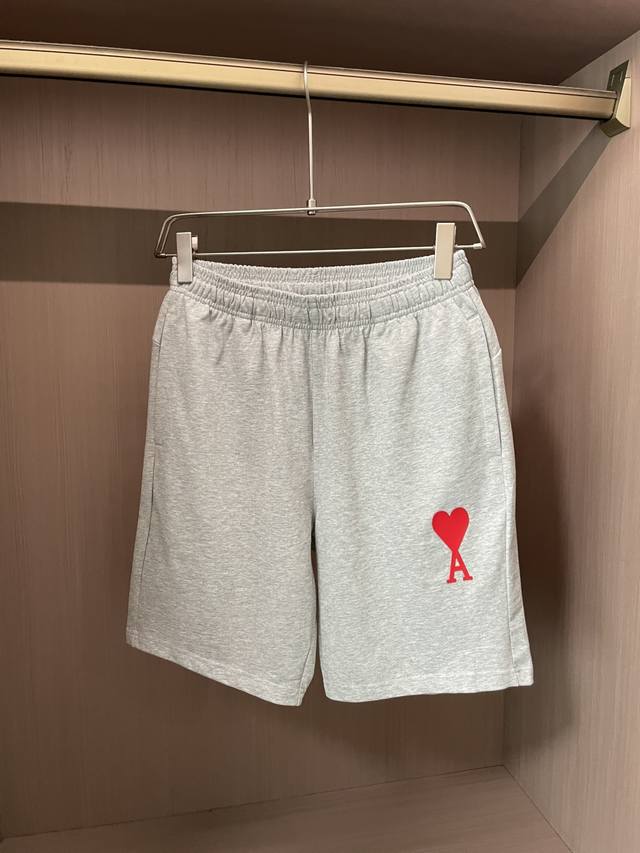 Ami 2025 Summer Shorts! A classic hit, these versatile elastic waist shorts are