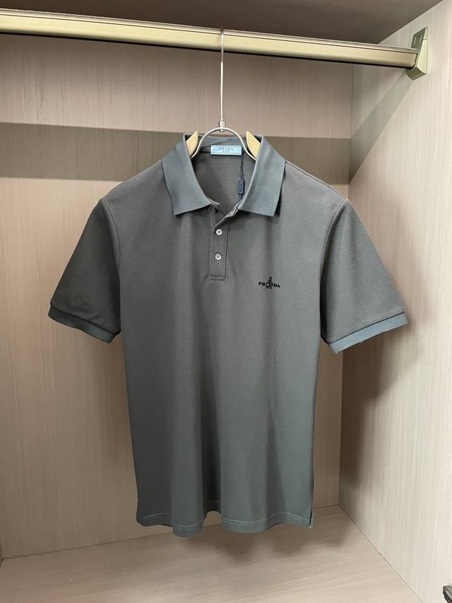 prad 2025Ss summer new official website's latest lapel polo shirt, paired with t