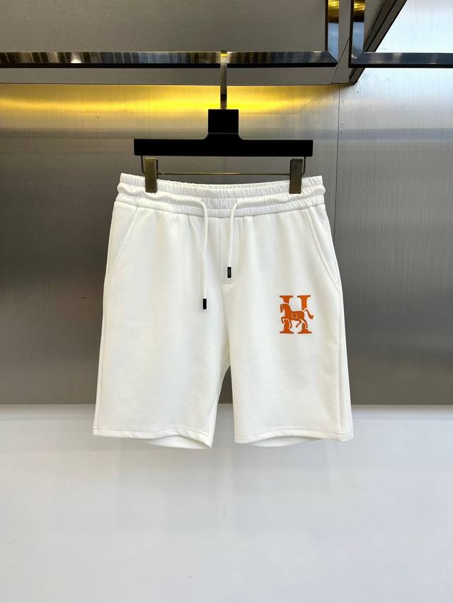 New summer casual shorts from Herm
