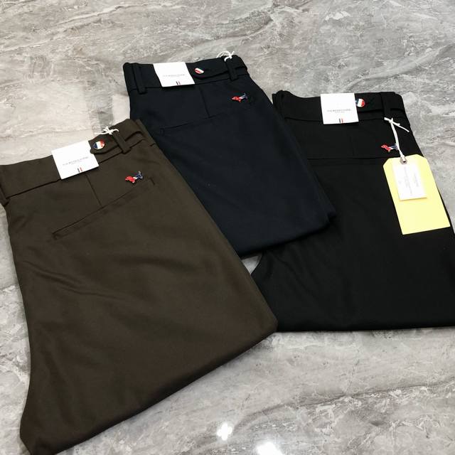 Tb Thom Browne's 2025 Spring/Summer new original men's business casual trousers,