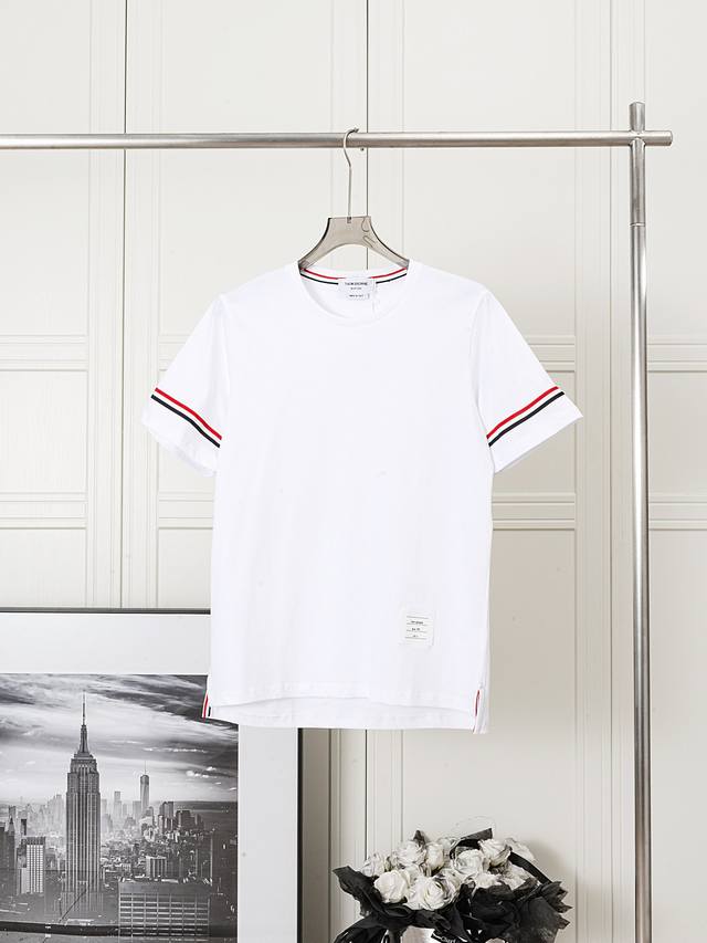Double cuff webbing crew neck short-sleeves Thom Browne's latest double sleeve s
