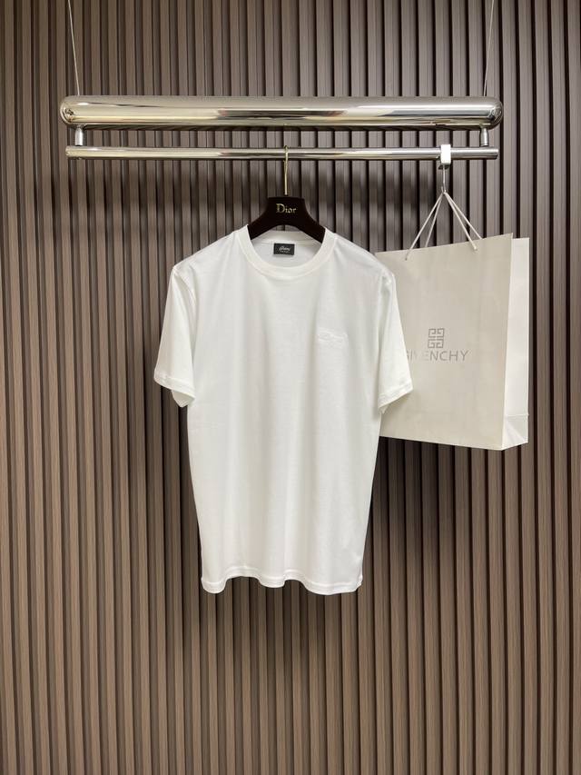 Brioni 2025Ss men's round neck short-sleeved T-shirt, showing the sophistication