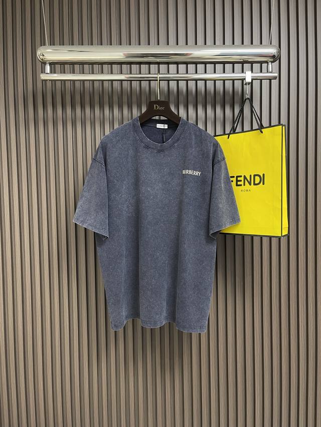 Burberry's new War Horse Logo printed washed blue short-sleeved T-shirt is a cla