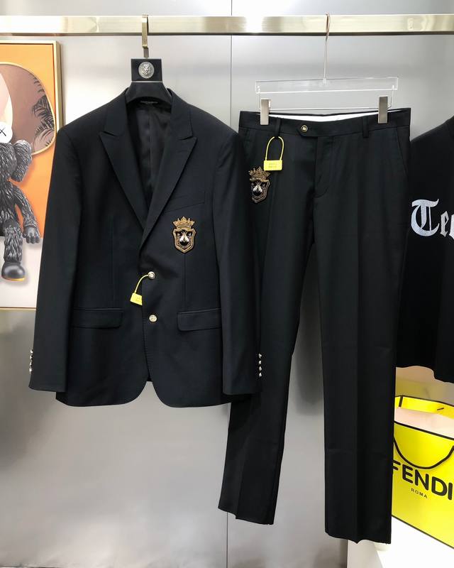 Complete set of tops and trousers Dg Dolce & Gabbana 2025 new original men's bu
