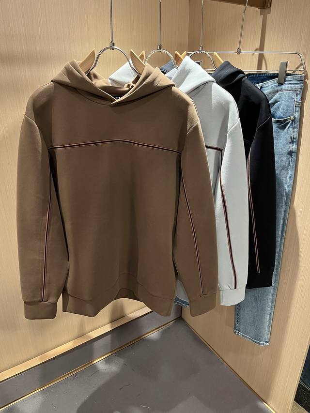 Ermenegildo Zeg*A's new Fall/Winter 2025 men's casual sweatshirts are here! Avai