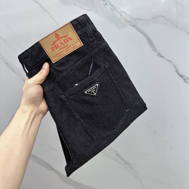 prada* Prada's high-end custom jeans, the latest 2025 early autumn jeans, are av