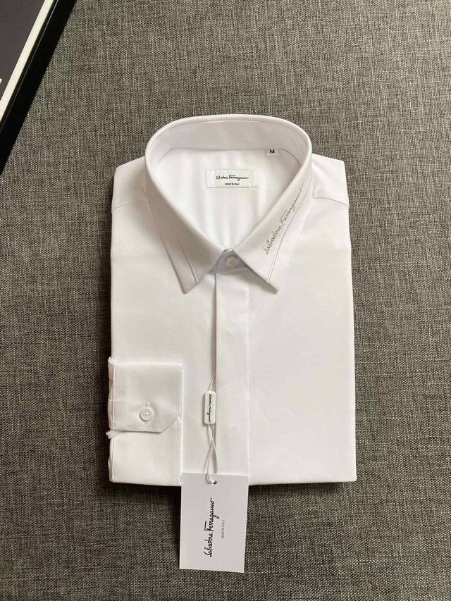 Salvatore Ferragamo's latest summer must-have shirt for men, 100% Lutai cotton,