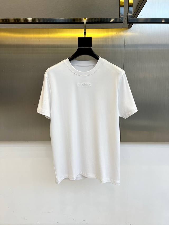 prad Pula, 25S's latest fall and winter round-neck, mid-sleeve base T-shirt. Mad