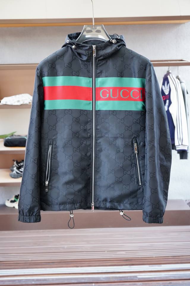 Gucci Autumn/Winter 2025 New Gucci Collection: Hooded Jacket, a Classic and Popu