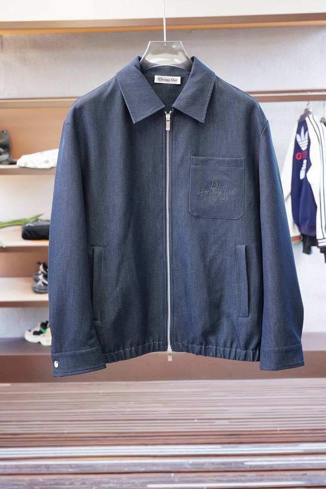 Dior's new Fall/Winter 2025 jacket collection. This business-casual Liling jacke