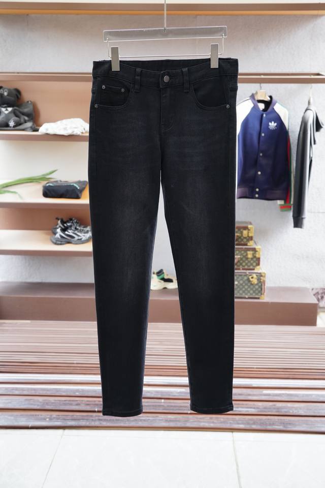 Lv Louis Vuitton new arrival, 2025 early autumn new casual pants and jeans, high