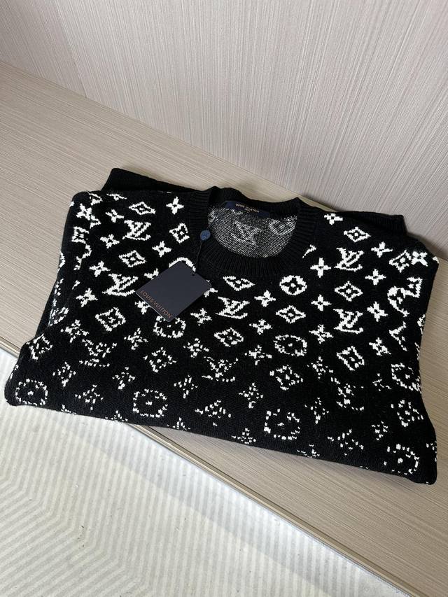 L Donkey's latest 2025FW autumn and winter series crew neck sweater, in perfect