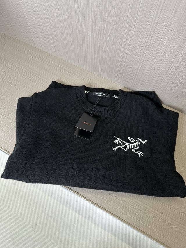 Bird House 2025Fw Autumn and Winter Latest Series Round Neck Sweater, in perfec