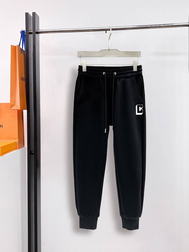 Celine's new 2025 thickened casual pants with official brand logo print. Custom