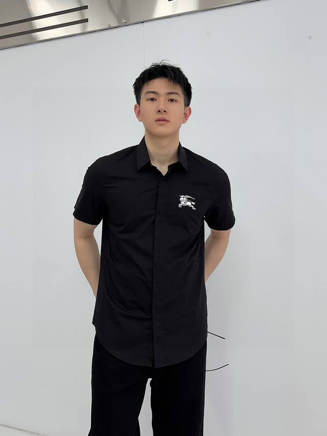 Burberry counter's latest must-have short-sleeved shirt for men, 100% natural c