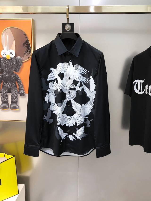 Mcq*Een McQueen's new men's casual long-sleeved shirt, available on the official