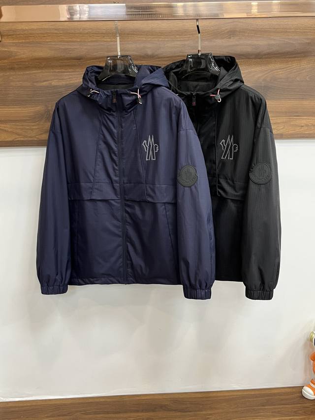 Featured: Moncler's 2025Ss early fall new release, the Moncler hooded jacket. T