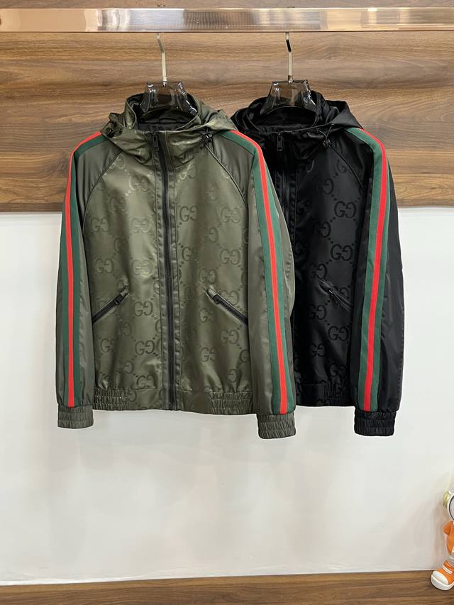 Featured: Gucci's 2025 Early Fall new release, this hooded jacket is a hot-sell