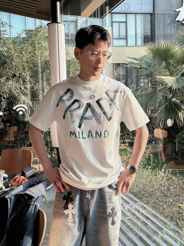 Prada 2025Ss spring and summer new cotton round neck short-sleeved T-shirt with