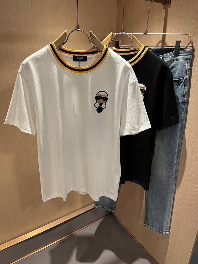 Fen*I Fendi's new 2025 Spring/Summer Ff Ff unisex short-sleeved T-shirt. This ve